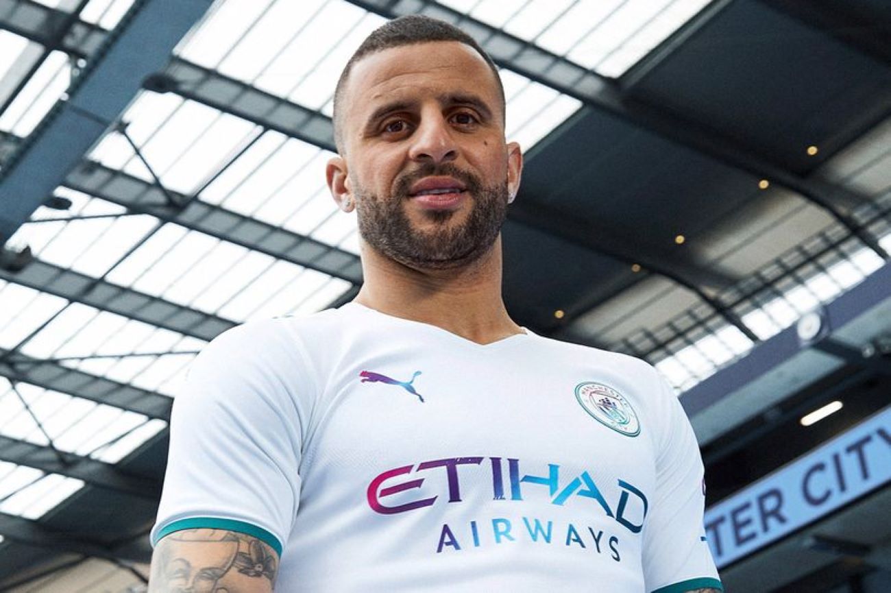 Manchester City launch new Puma away kit