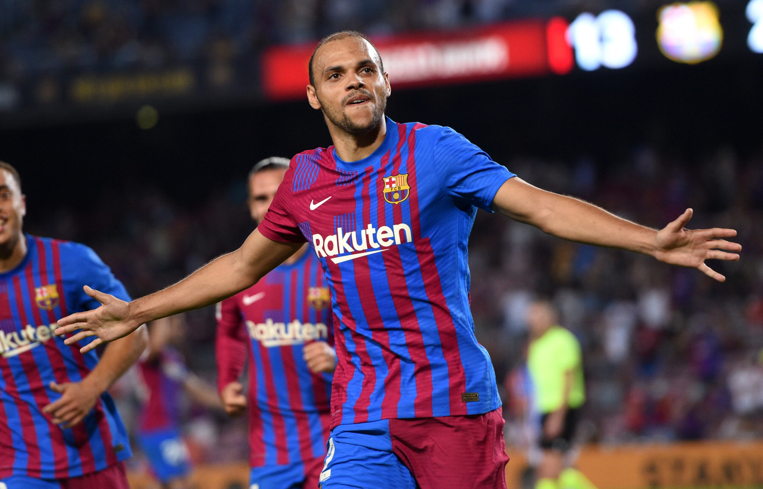 Barcelona begin new season with exciting win