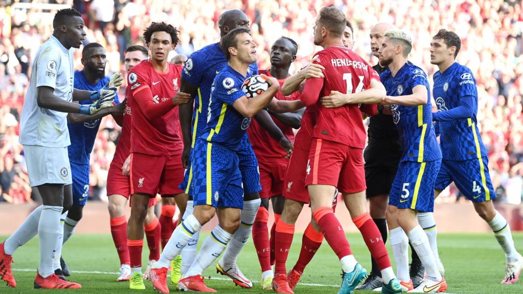 Chelsea share  point with Liverpool as Reece James sees red