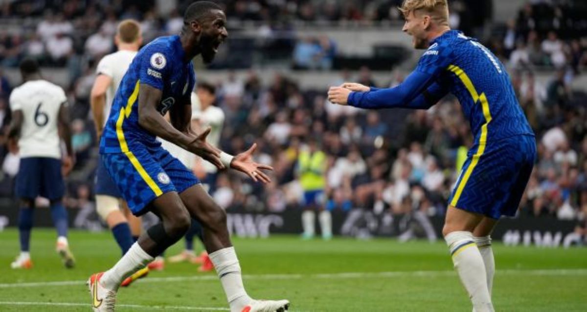 Tottenham 0-3 Chelsea: Spurs outclassed in second-half