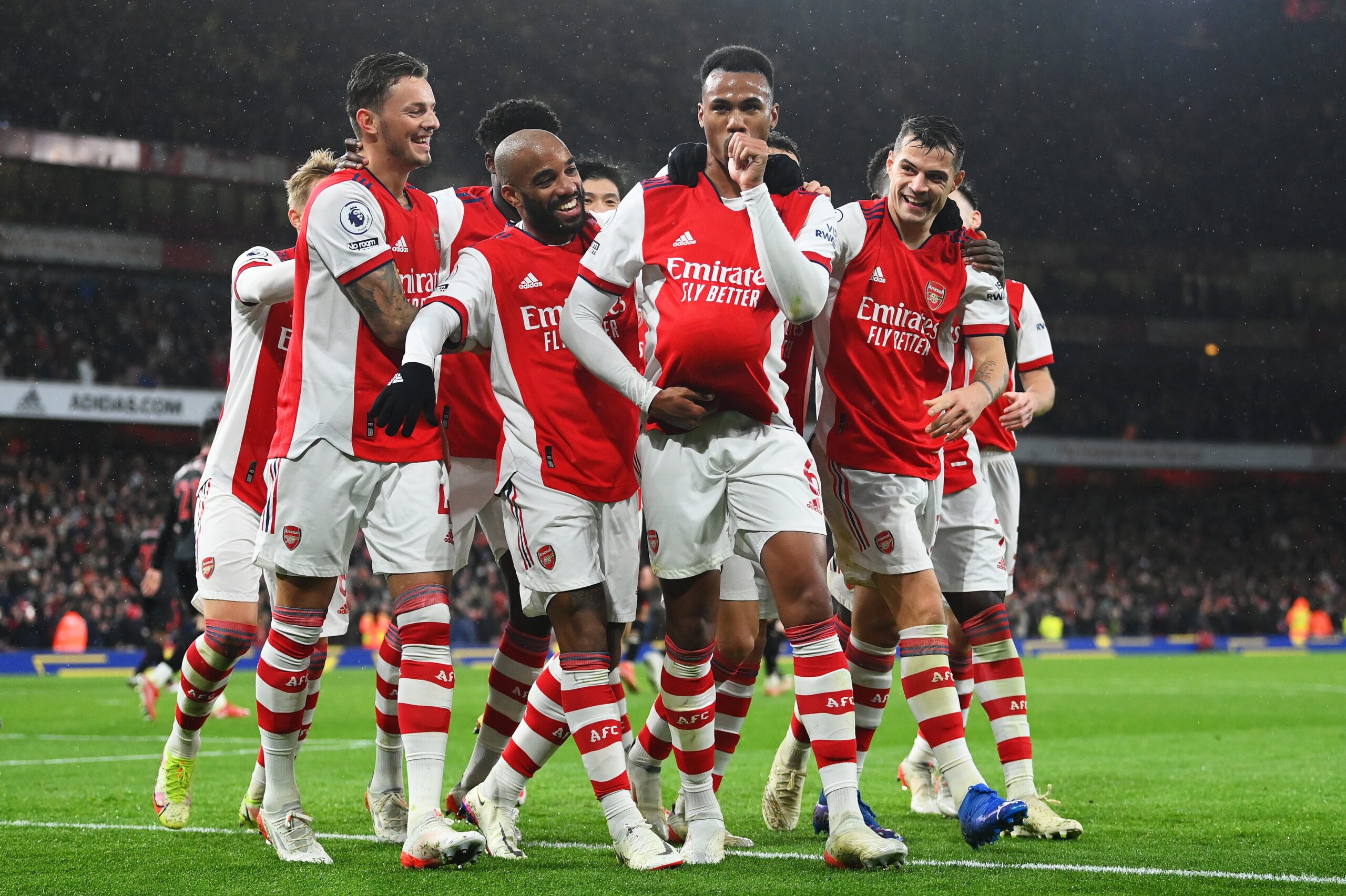 Gunners bounce back with an impressive victory over a struggling Southampton