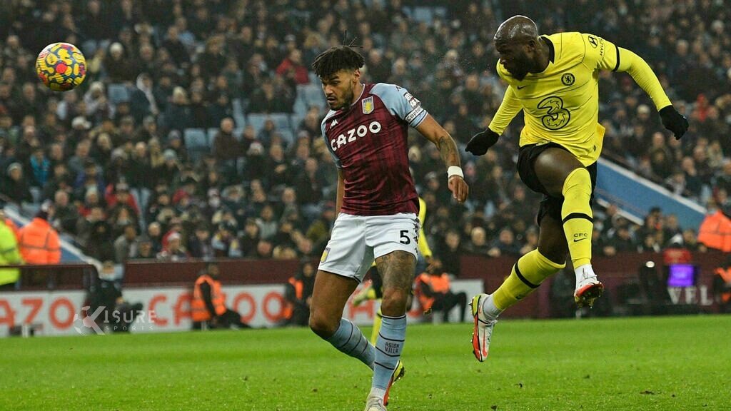 Lukaku revives Chelsea's title race hopes