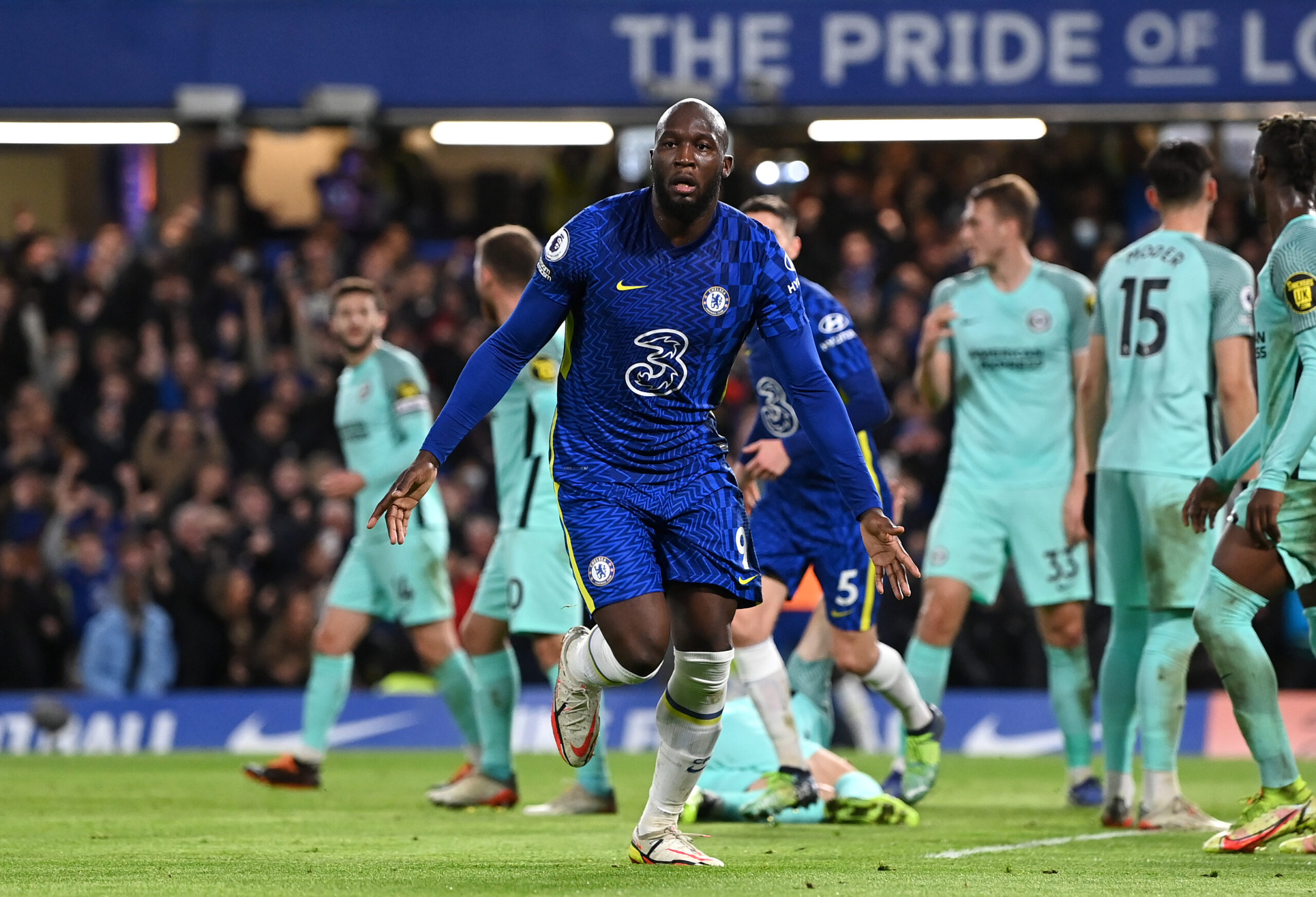 Brighton grab late point at Chelsea