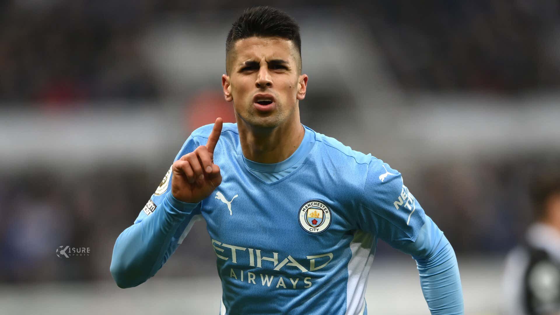 Joao Cancelo Manchester City full-back says he was injured in robbery