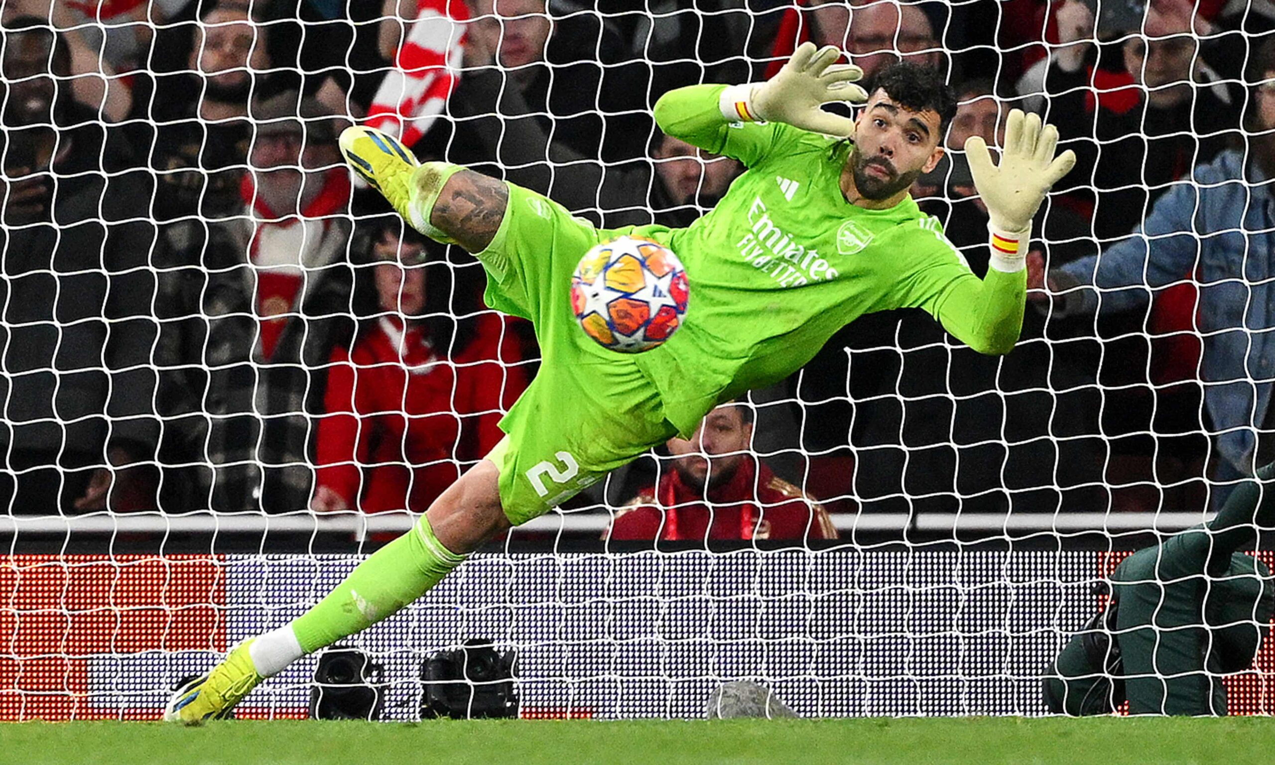 Arsenal through to UCL Quarter-Finals