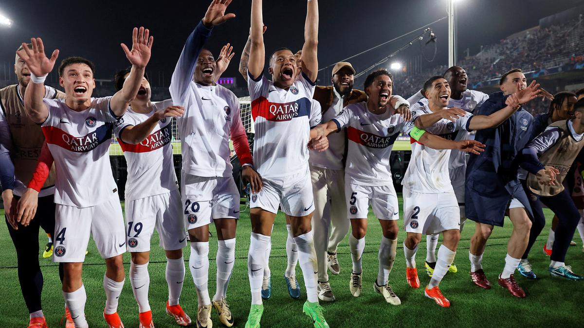 Mbappe's brace seals PSG's 4-1 comeback over Barcelona