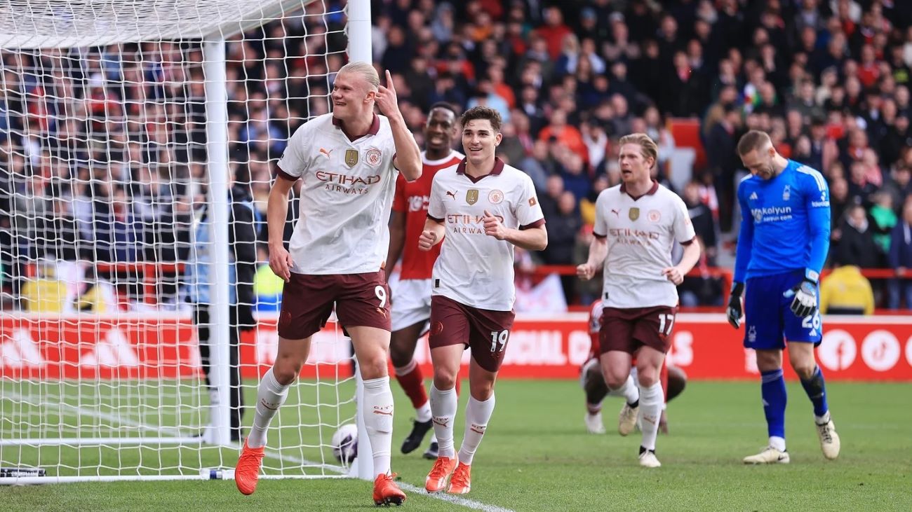 Man City Maintains Title Pressure with Forest Win