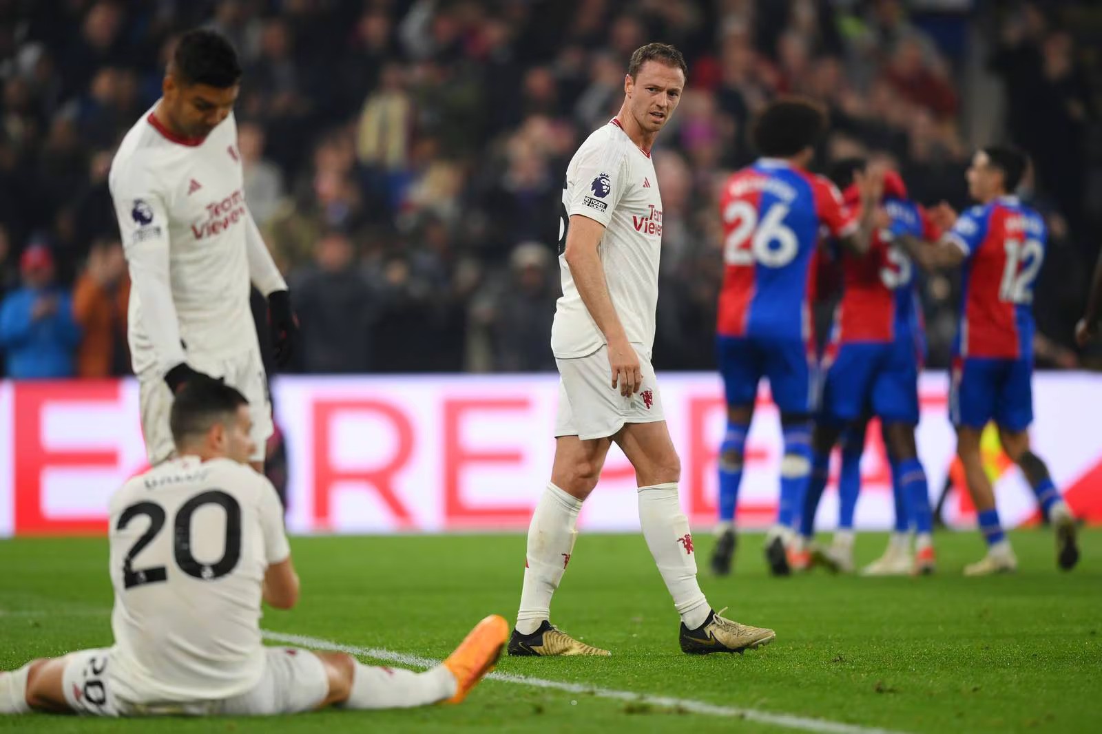 Crystal Palace Hands Manchester United a 4-0 Defeat at Selhurst Park