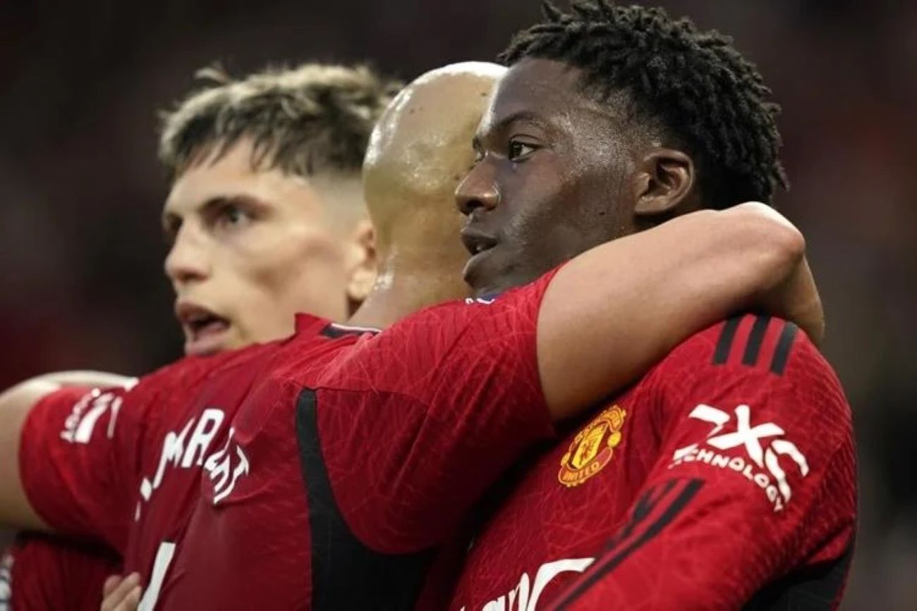 Man United Defeated Newcastle 3-2 to Keep European Qualification Hopes Alive