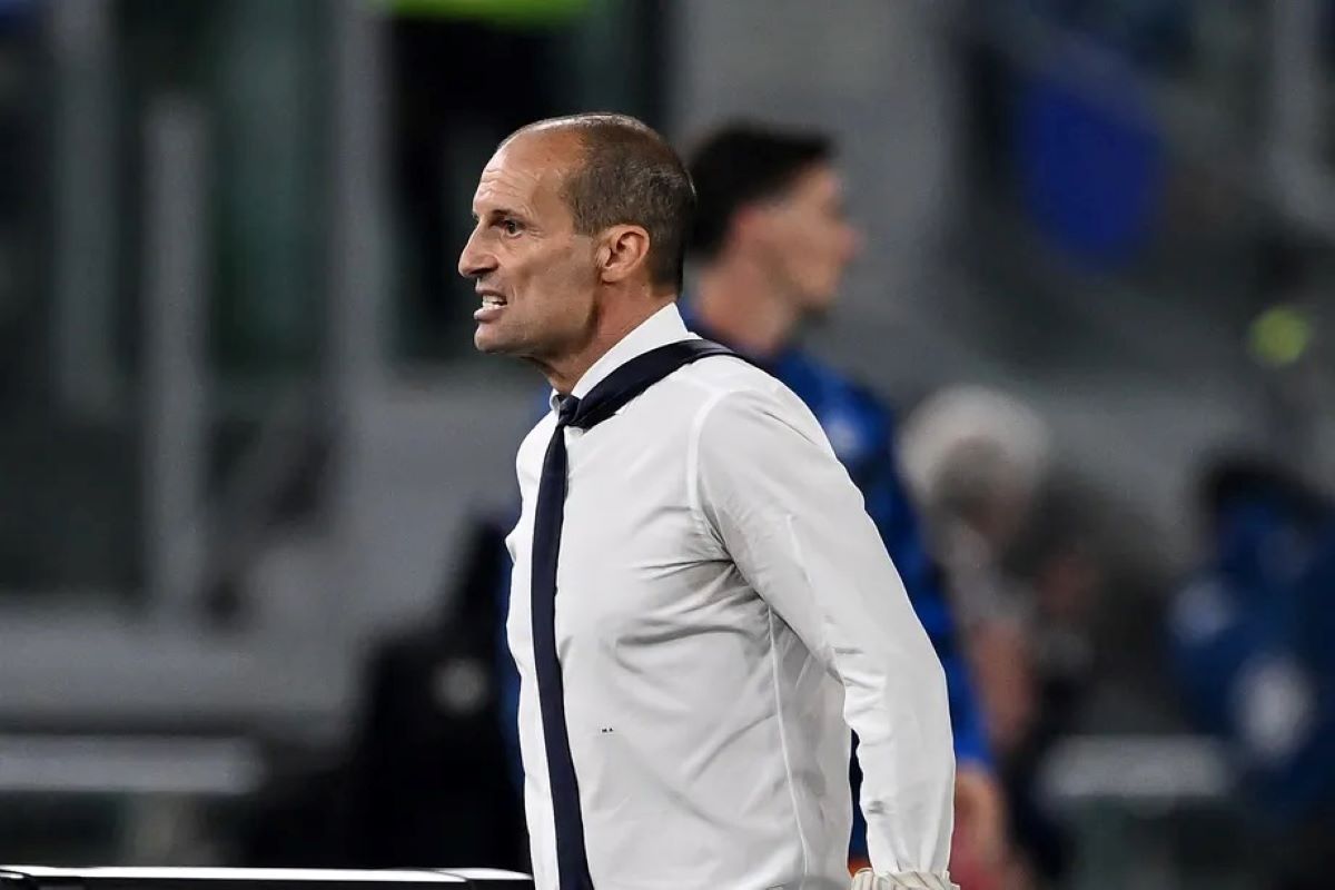 Juventus Fires Allegri