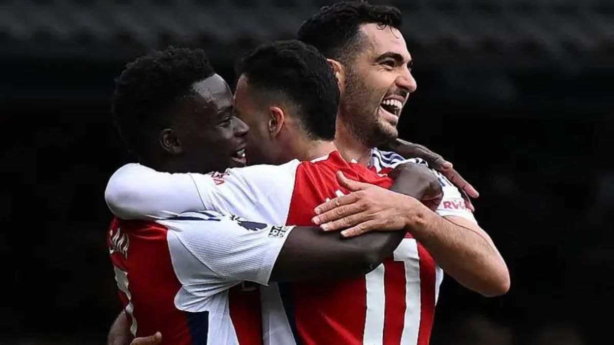 Gunners Run Riot at Portman Road