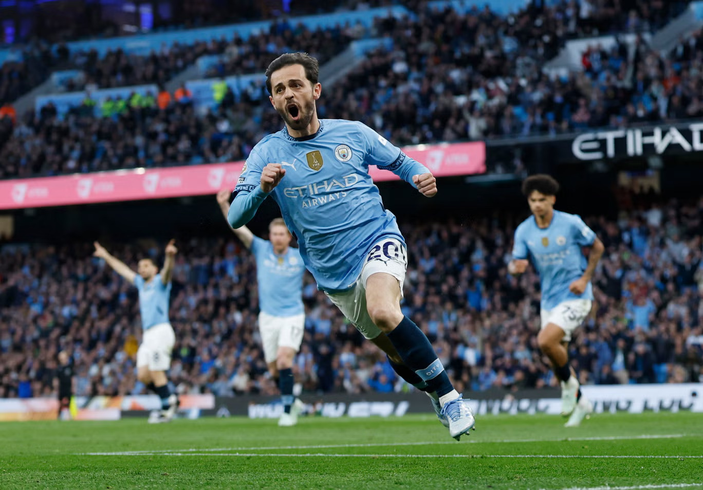 City’s Late Show Stuns Villa to Climb into Third