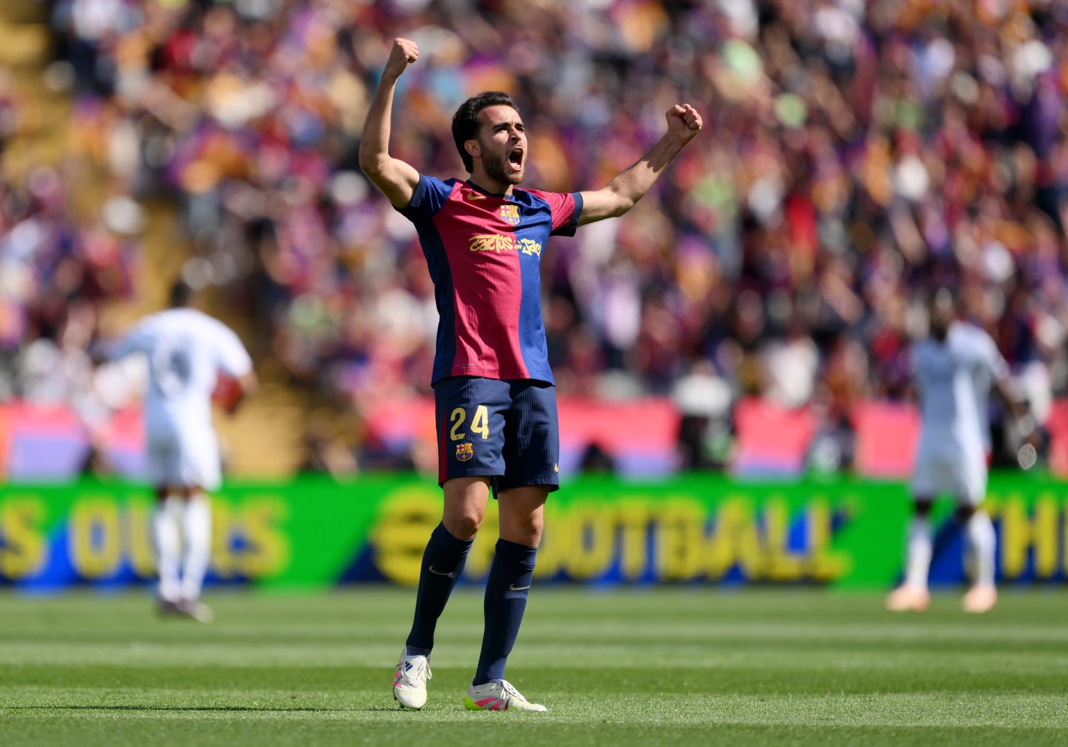 Barca Win El Clasico Epic to Edge Closer to Glory