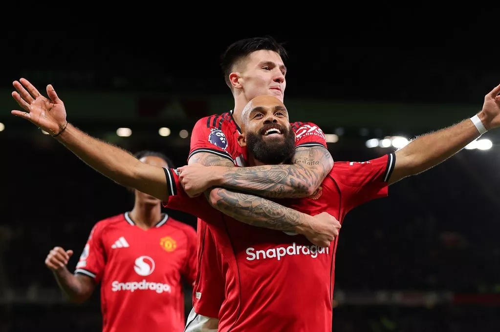 Ruthless Manchester United Overpower Brighton in Entertaining 4–2 Clash