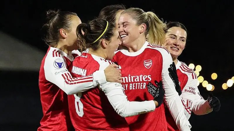 Russo, Pinto & Peddemors Shine in UWCL Thriller Night