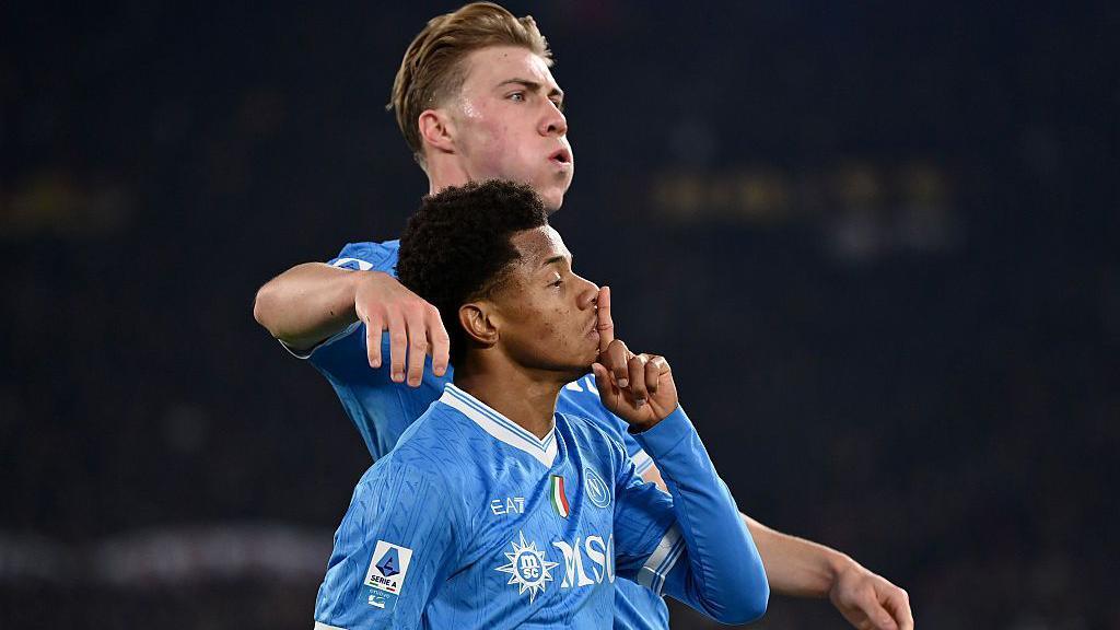 Neres Strikes as Napoli Edge Roma in a Tight Serie A Battle at the Olimpico