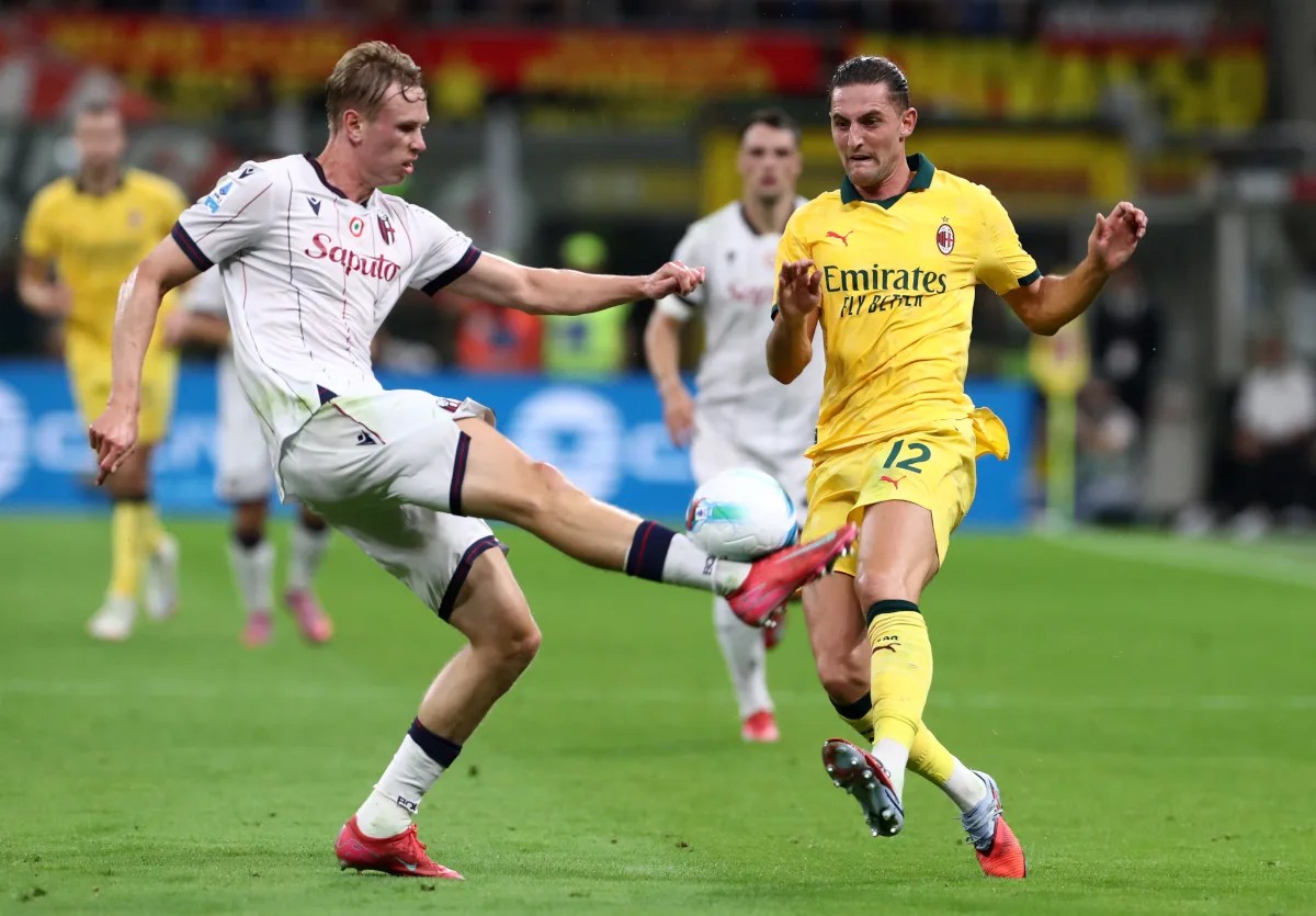 Milan Cruise Past Bologna to Keep Scudetto Pressure On