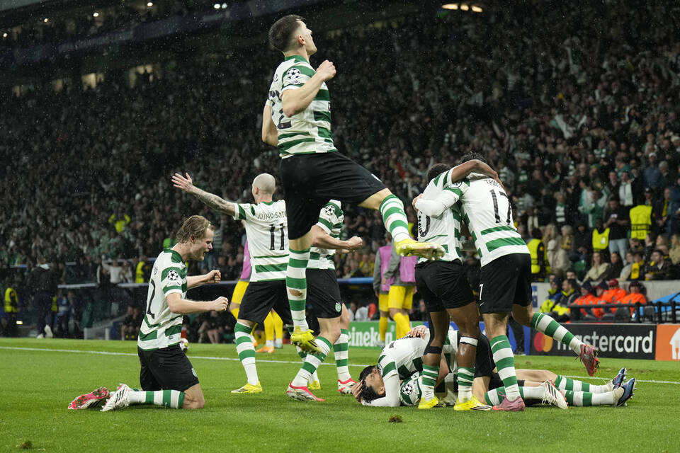 Sporting Complete Stunning Comeback To Reach Quarter-finals
