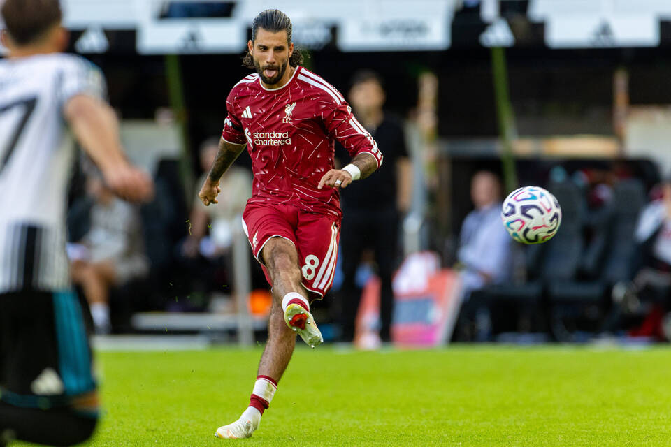 Szoboszlai Penalty Rescues Liverpool Draw at Newcastle