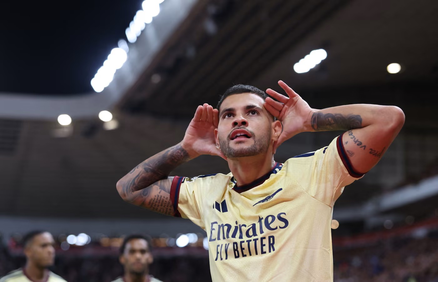 Raya, Guimaraes Inspire Arsenal to Victory at Sunderland