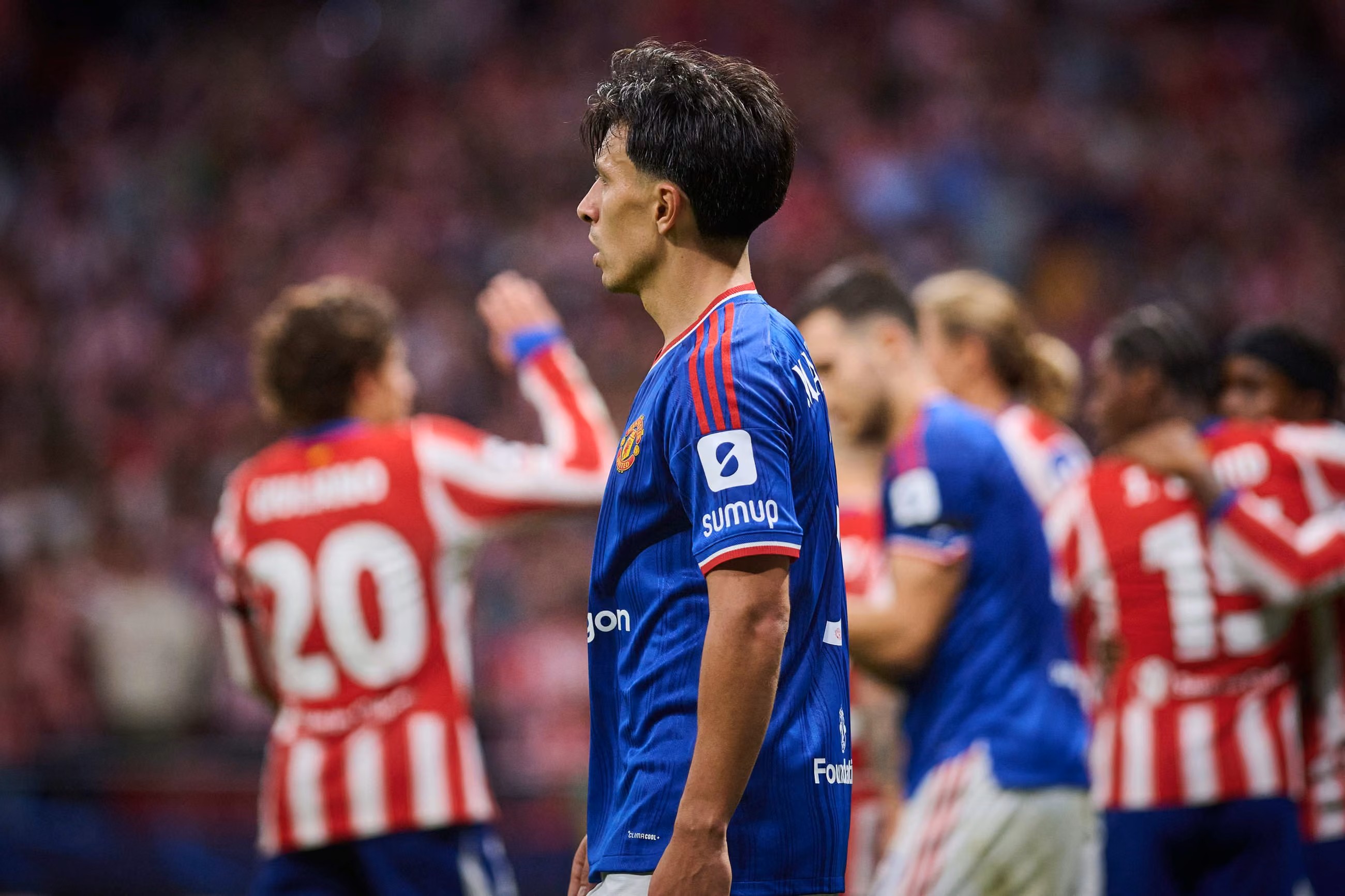 Lisandro Martinez Questions Man United Ambition After Atletico Loss