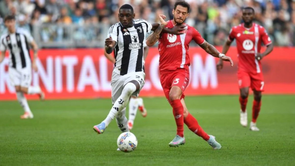 Juventus Triumph Over Monza Despite Red Card as Serie A Race Heats Up