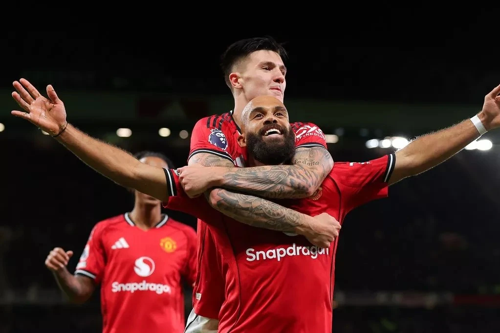 Ruthless Manchester United Overpower Brighton in Entertaining 4–2 Clash