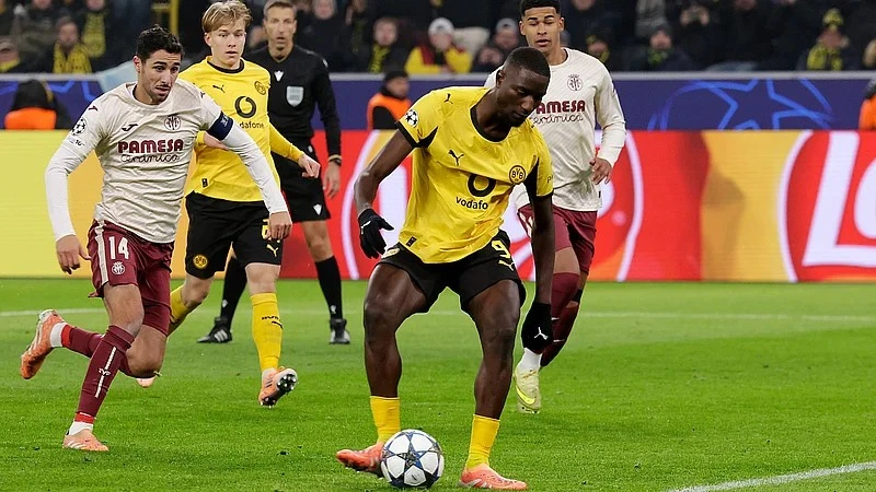 Dortmund Roar Back With A Four-star Showing To Humble Villarreal