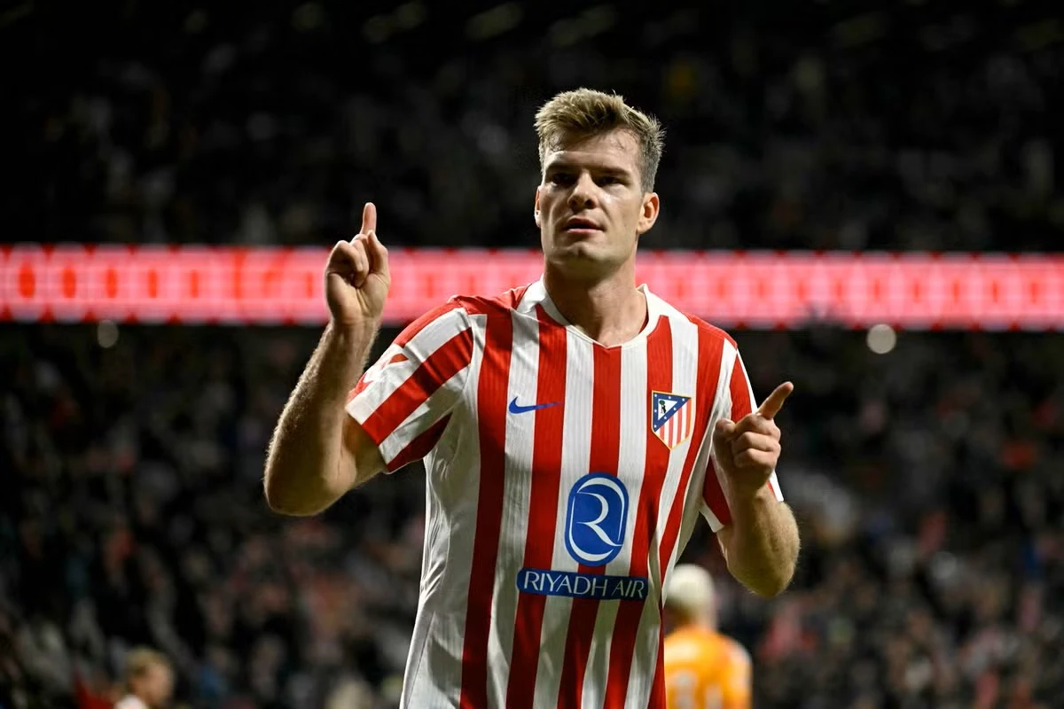 Sorloth Brace Fires Atletico Past Oviedo in Comfortable Home Victory