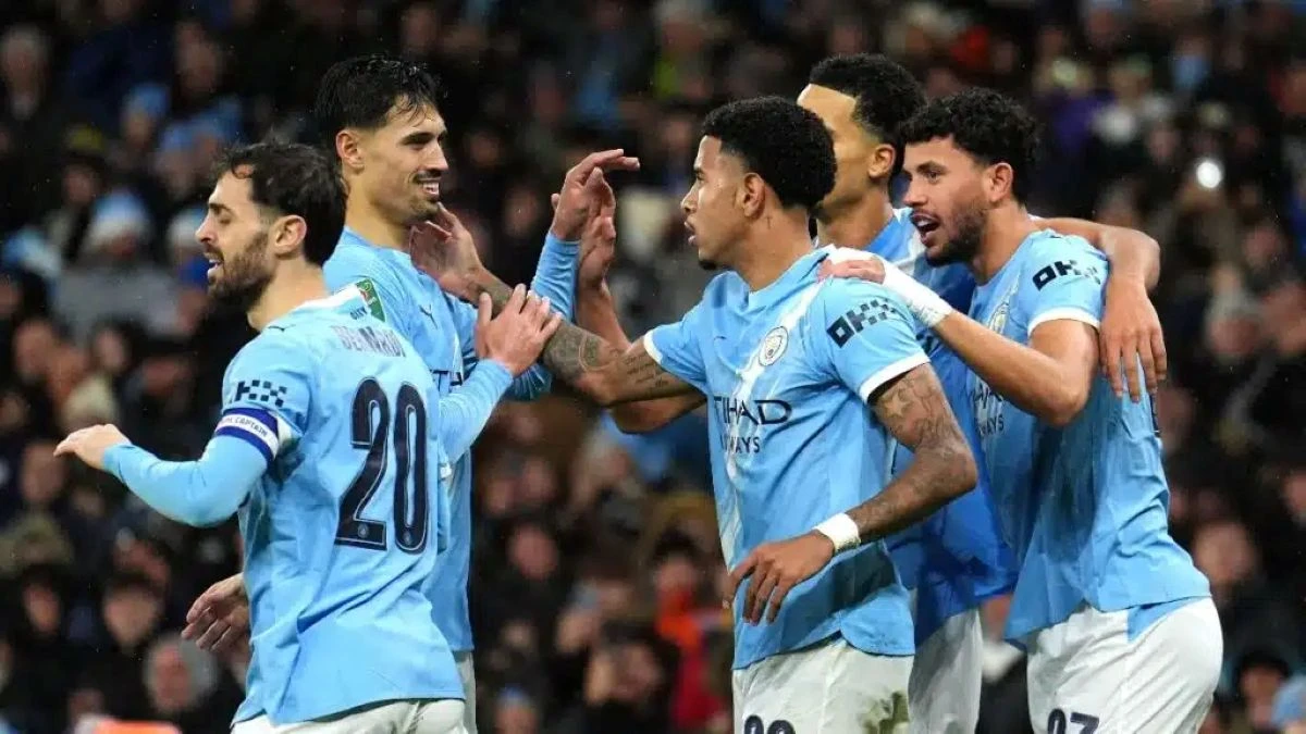 City cruise as Newcastle snatch late winner to complete Carabao Cup semi final line up