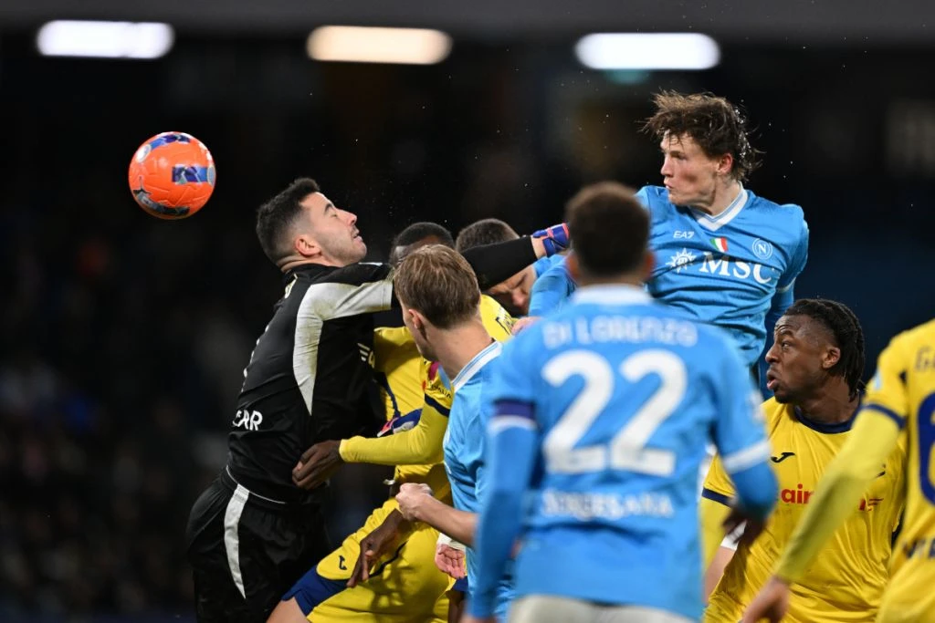 Napoli Rally Late to Rescue Point Against Stubborn Verona