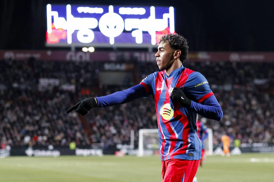 Yamal Magic Carries Barcelona Past Brave Albacete