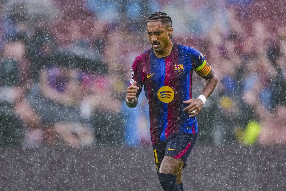 Raphinha Brace Powers Barcelona Past Feyenoord in Champions League Opener