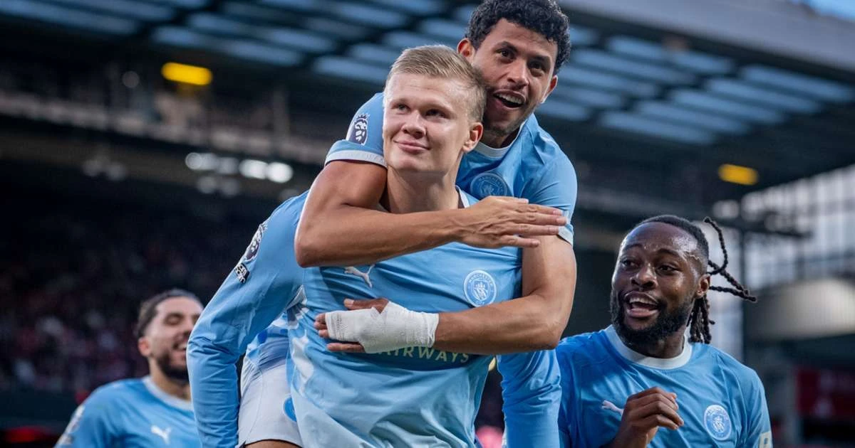 Manchester City Punish 10-Man Liverpool in Ruthless Anfield Victory