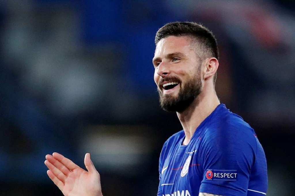 Olivier Giroud signs new contract extension with Chelsea | Transfer News